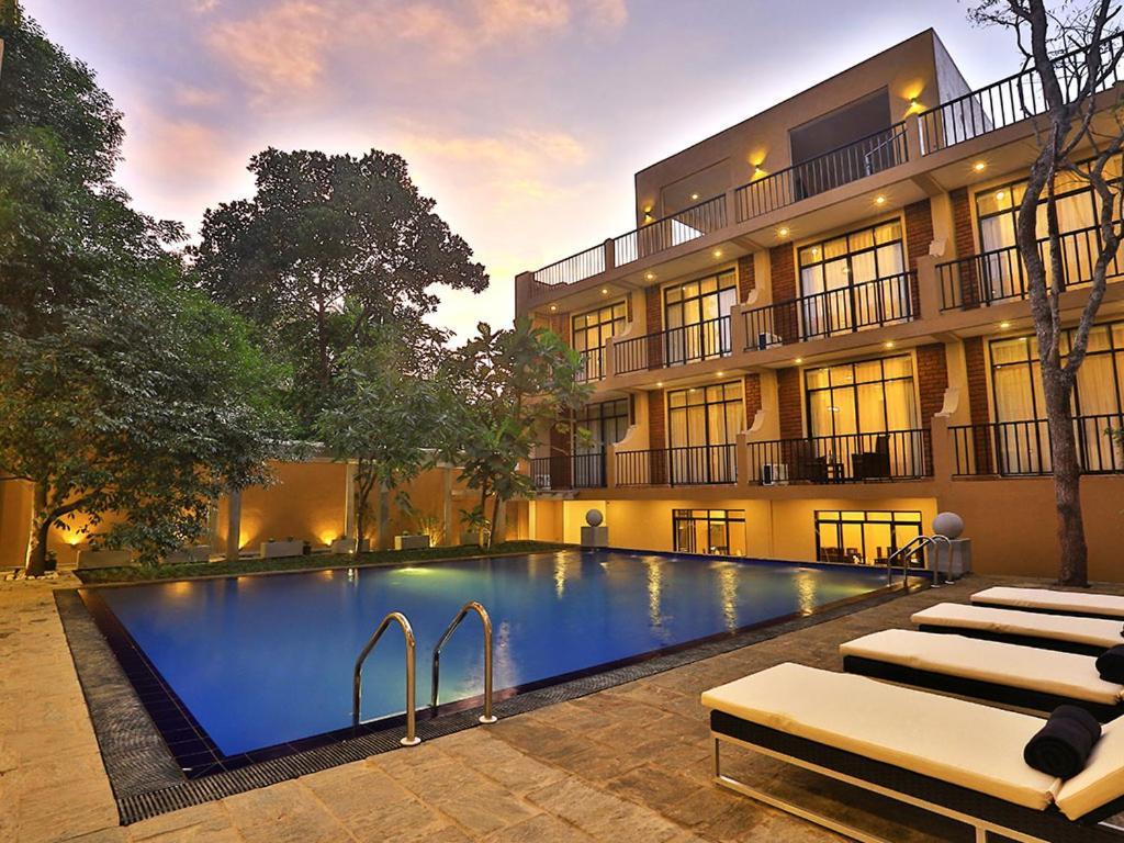 Lily'S Resort Habarana Exterior photo